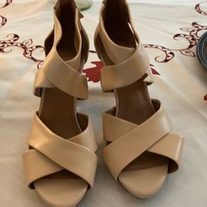 Clarks artisan light pale pink